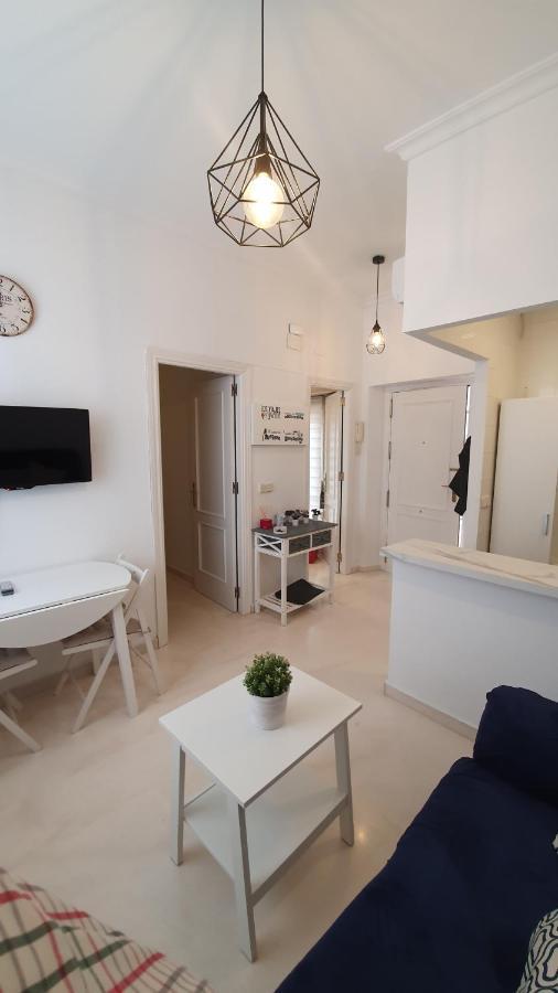 Encantador Apartamento En El Corazon De Sevilla Luaran gambar