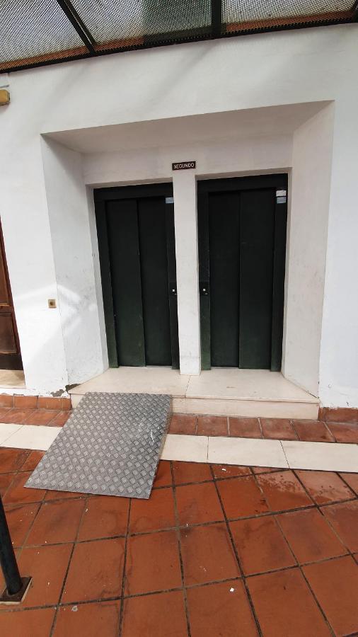 Encantador Apartamento En El Corazon De Sevilla Luaran gambar